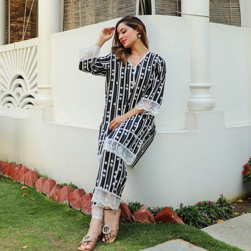 Bunaai Black Tulip Stripe Kurta Set