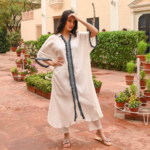 Bunaai Frosty Chic White Kurta & Pants