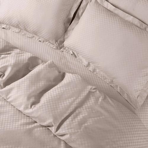 Malako Lyon Jacquard Light Beige Checks 450 TC 100% Cotton King Size Quilted Comforter Set