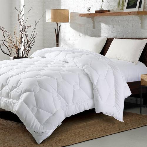 Malako Winter White Peached Star Quilt/Comforter (360 GSM)