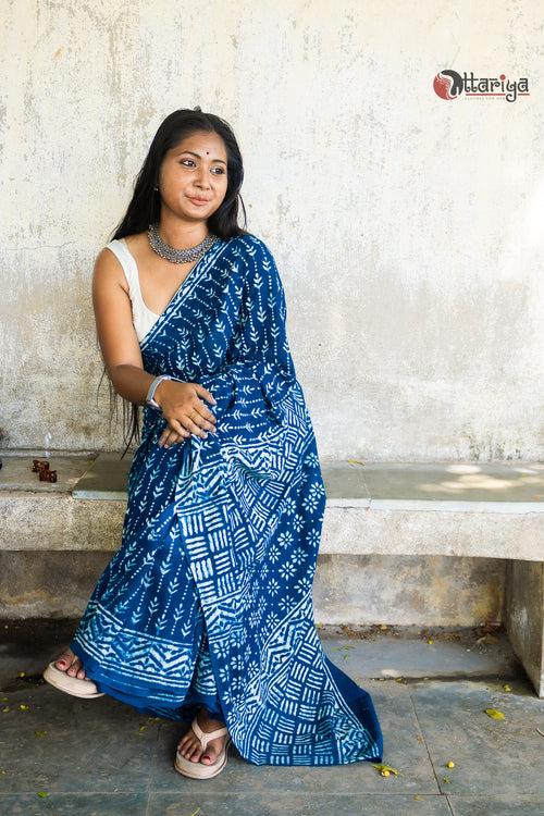 Groovy  Indigo Saree