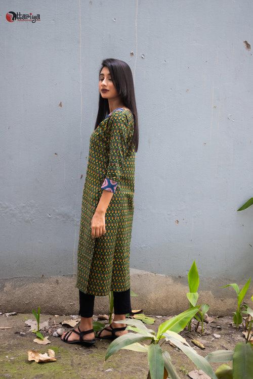 Handcrafted kurti