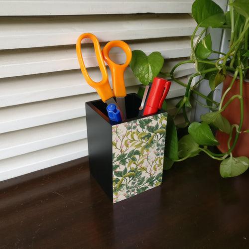 Vintage Floral Pen Stand