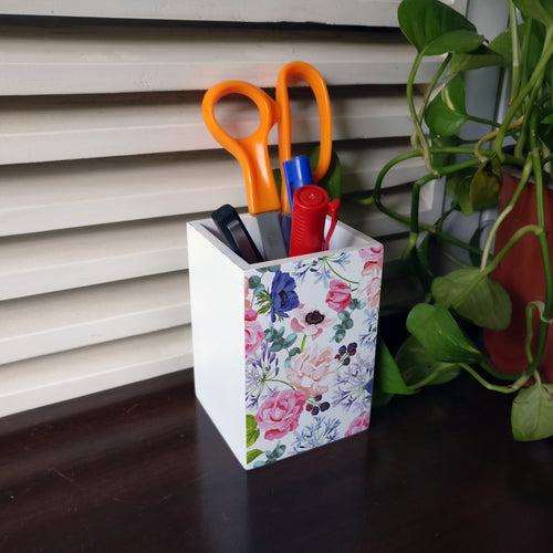 Roses Etc Pen Stand