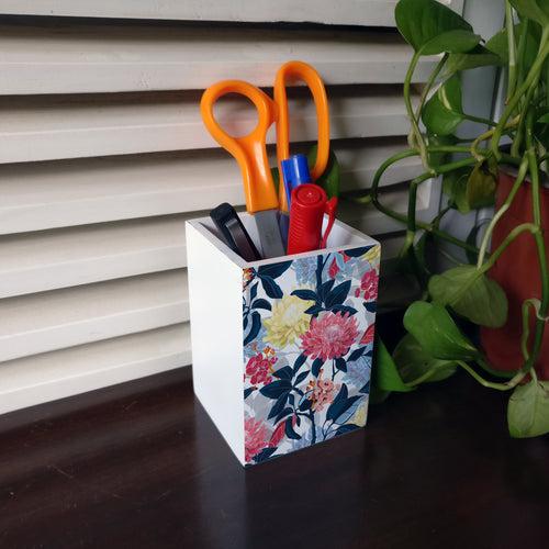 Mia Floral Pen Stand