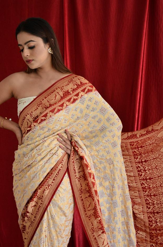 Avantika bandhani saree