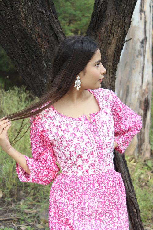 Pink mul-mul Chikankari Kurti