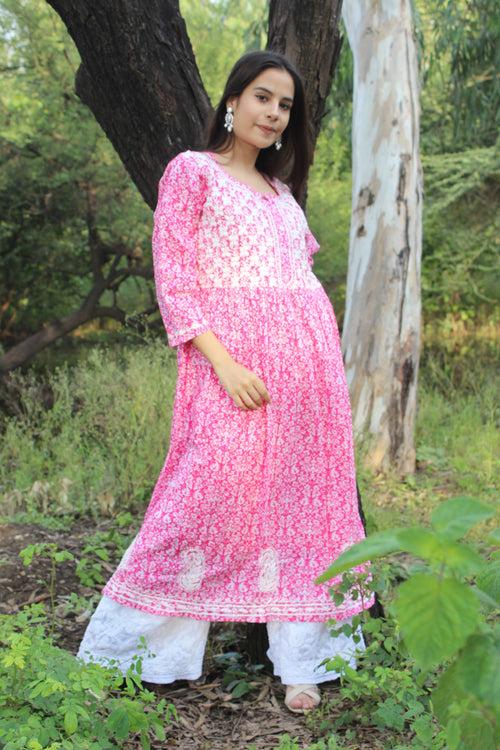 Pink mul-mul Chikankari Kurti