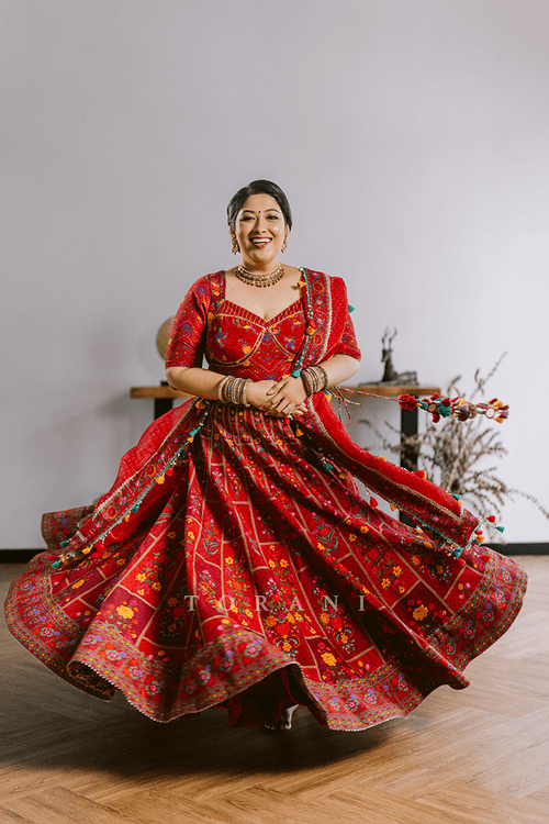 Thamarai Ramalingam Pillai In  Dil Surkh Avora Lehenga Set