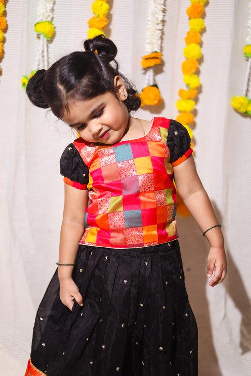 Poonam Black Skirt & Multicolor Top Mini