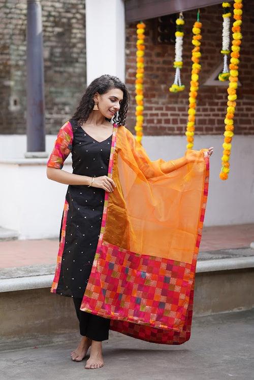 Poonam Black Kurti & Multicolor dupatta (Set of 2)