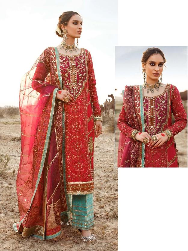 Elegant Georgette Suit with Intricate Embroidery