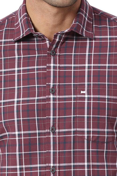 Slim Fit Cotton Checks Halfsleeves Shirt