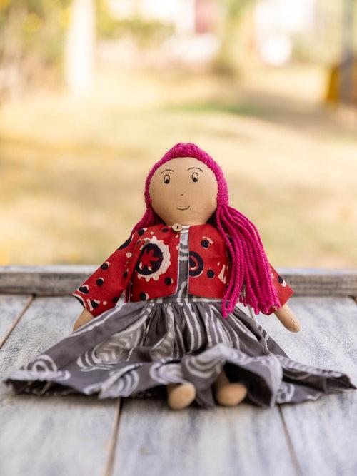 Nurvi, The Pinklay Doll