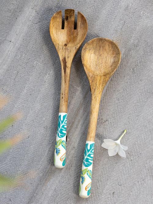 Set of 3 - Coral Catwalk Salad Bowl With Serving Spoons