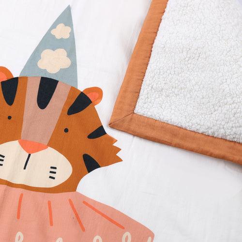 Tiger Life - Cold Weather Quilt in Organic Cotton