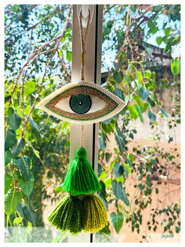 Decorative Eye Hanging - Green