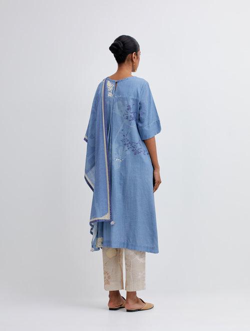 Foliage Blue Kurta , Beige Pant and stole set