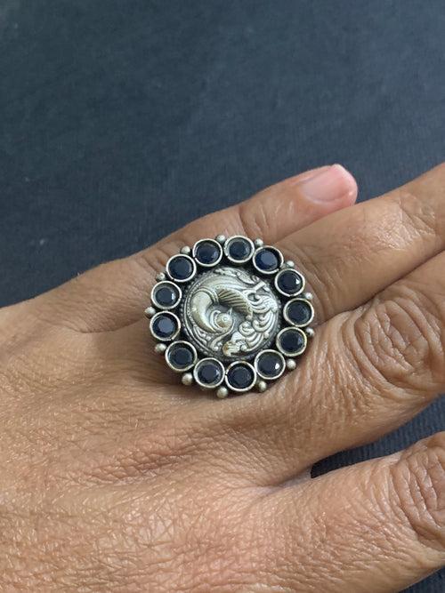 Silver Deep Blue Spinel Finger Ring