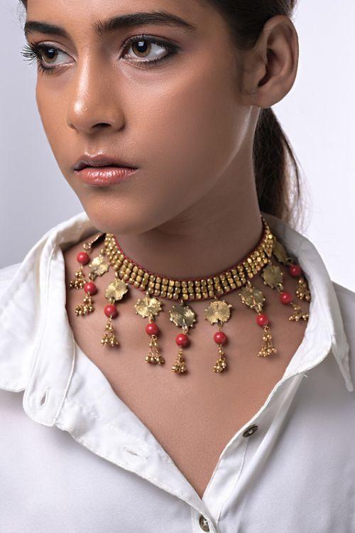 MIHARU VIENNA CORAL BEADED NECKLACE