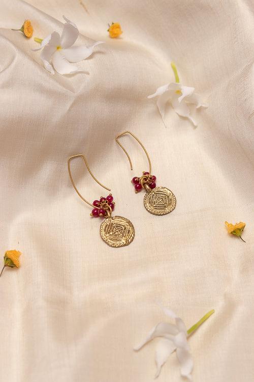 Circular Dangle Gold Tone Earrings DEr62a