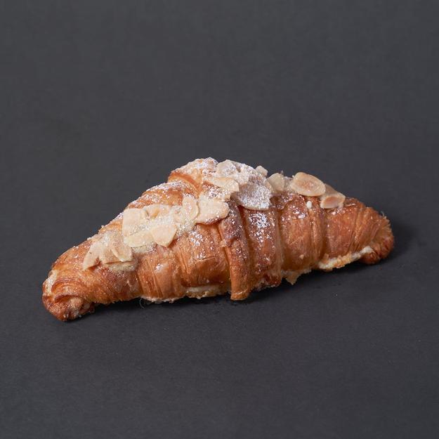 ALMOND CROISSANT