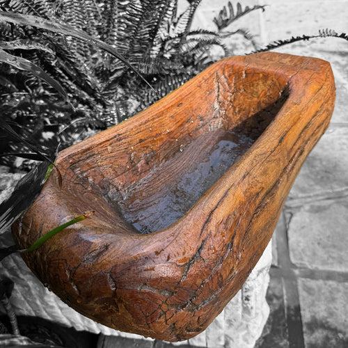 Burhan 4 : Raw wood planter