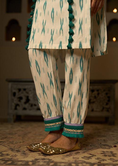 Inaaya Kurta set