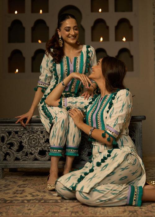 Inaaya Kurta set