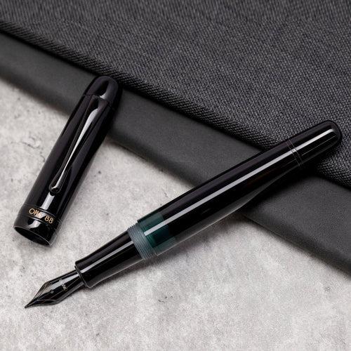 Opus 88 Jazz All Black Fountain pen