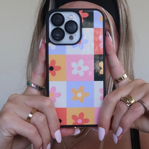 Daisy Pattern Glass Case for iPhone
