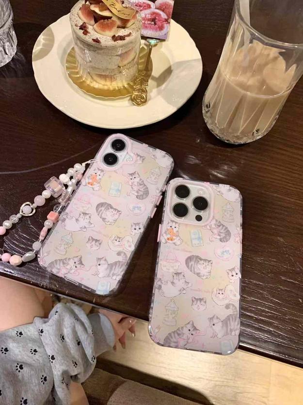 Cute Cat Pattern Design Silicon iPhone Case With Charm