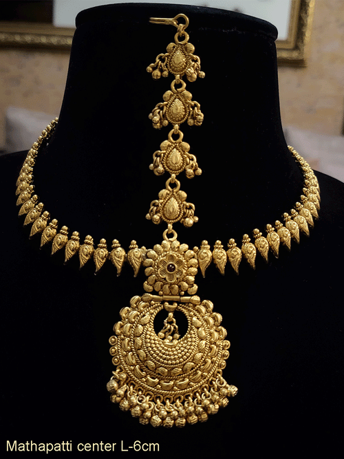 Flower top chandbali design mathapatti with shankh design side chain