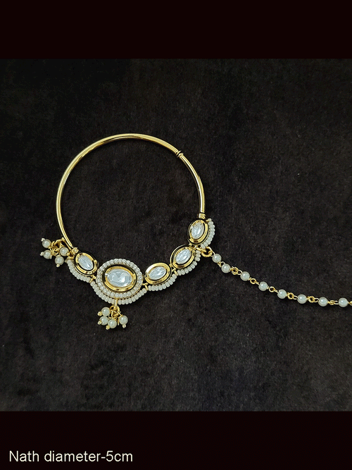 5cm diameter oval kundan with AD detailing pirohi work nath