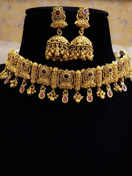 Ruby stone tukdi drop chik set with flower design top