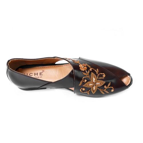 Niche Cherry Embroidery Indo-Western Sandals