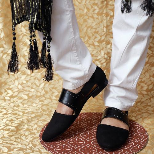 Niche Black Gold Stud Indo Western Sandals