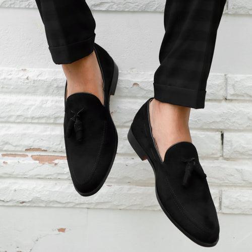 NICHE Black Elegant Suede Tassel Loafer