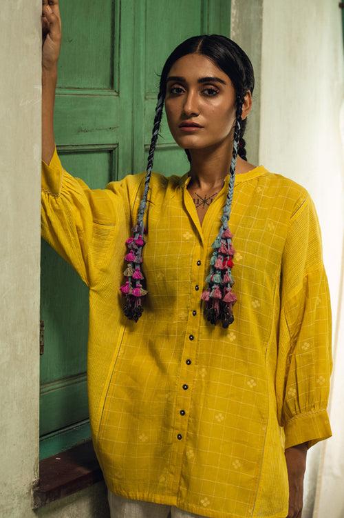 Yellow hand woven khadi cotton jamdani Frida antifit kimono shirt.