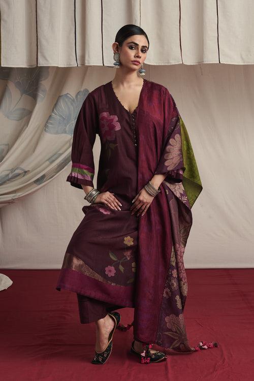 Burgandy hand woven silk and khadi cotton jamdani Ajuni kurta set.