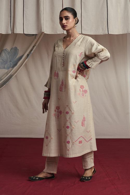 Ivory hand woven silk and khadi cotton jamdani Zaira kurta set.