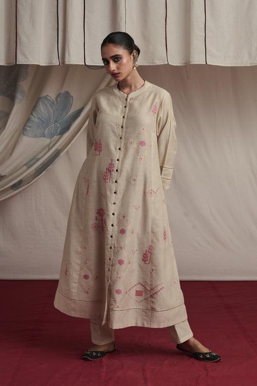 Ivory hand woven silk and khadi cotton jamdani Tahira kurta set.