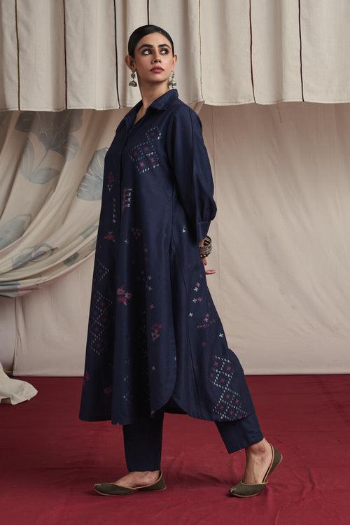 Indigo hand woven silk and khadi cotton jamdani Aliyah kurta set.