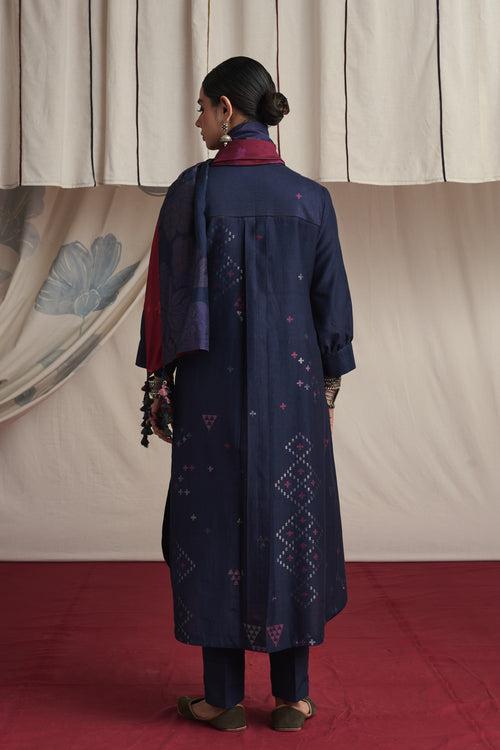 Indigo hand woven silk and khadi cotton jamdani Aliyah kurta set.