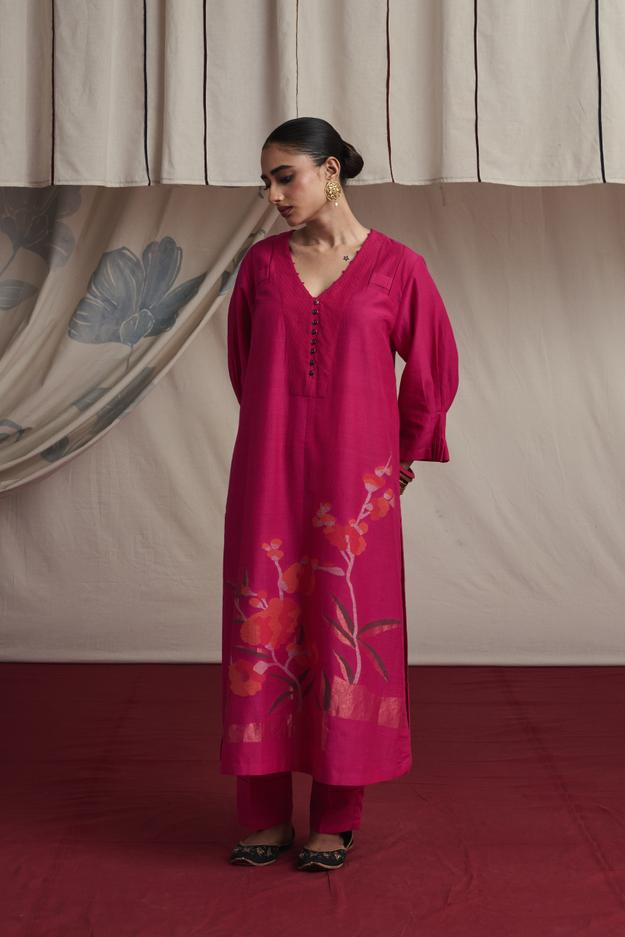 Hot pink hand woven silk and khadi cotton jamdani Ilena kurta set.