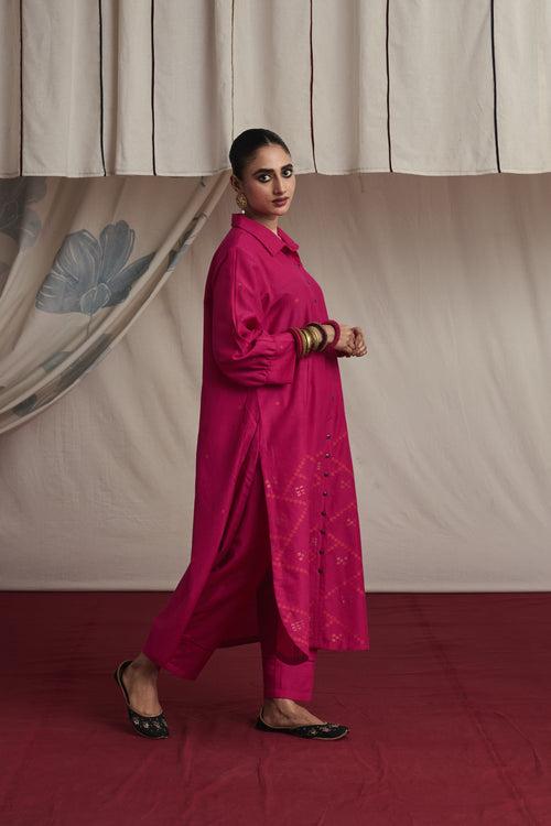 Hot pink hand woven silk and khadi cotton jamdani Hanya kurta set.