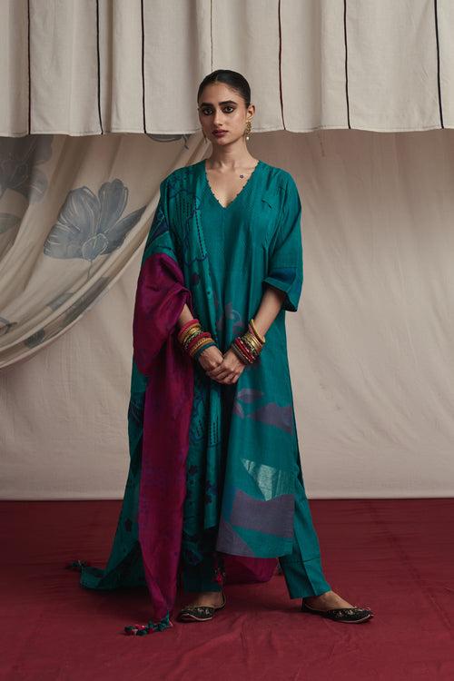 Torquoise hand woven silk and khadi cotton jamdani Jenaya kurta set.