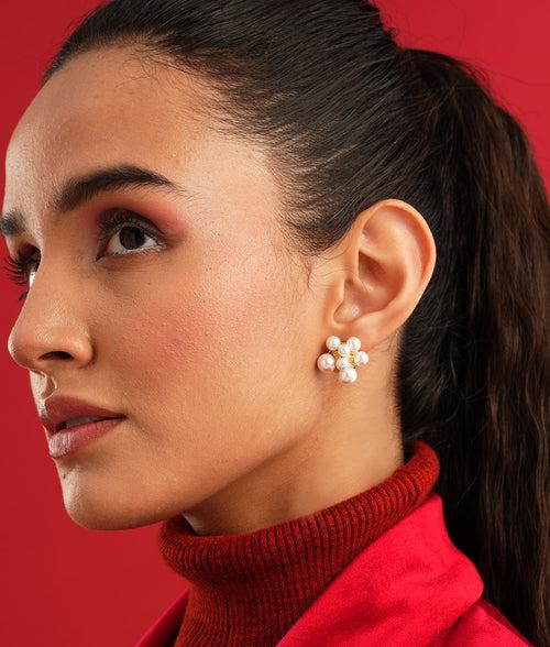 The Alyssa Pearl Earrings