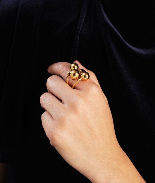 The Lunara Gold Ring