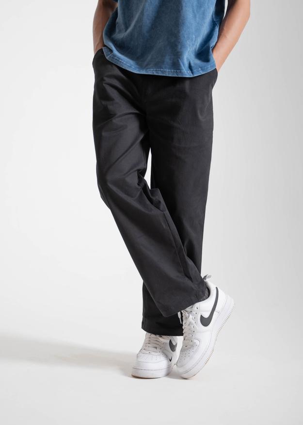 Black — Relaxed Chinos